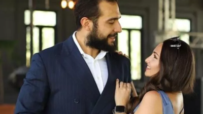 Masterchef Barbaros sevgilisine evlilik teklif ettiği anları paylaştı. ''Hayatta başıma gelen en güzel şeysin''