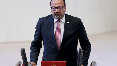 CHP’li Yılmazkaya AKP’li belediyenin 15 arsa satışını Meclis’e taşıdı. Gaziantep'i sata sata bitiremediniz