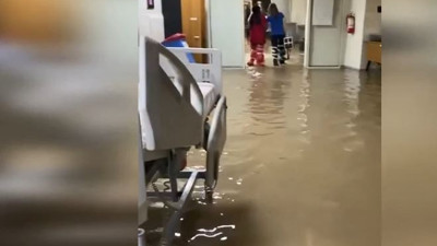 Şanlıurfa'da hastaneyi su böyle bastı