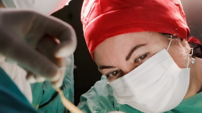 Profesör açıkladı: Sezaryen doğumlar anne ve bebek sağlığını tehdit ediyor