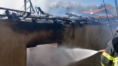 Çaycuma'da ev yangını