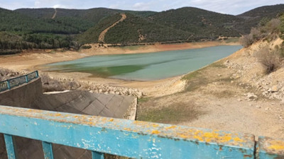 Tedbirler alındı kısıtlamaya uymayanlara ceza kesilecek. 2,5 aylık su kaldı