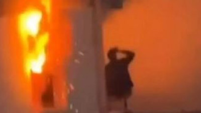 Evinin yanışını içki içerek izledi