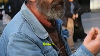 Sokak röportajında kendisinin ve ülkenin durumunu ağlaya ağlaya anlattı. Dileneyim mi ya ne yapayım