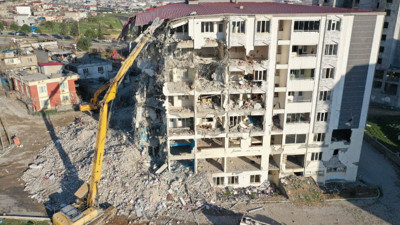 Valilikten enkaz çalışmalarına dair son durum açıklaması