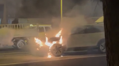 Seyir halindeki araç alevlere teslim oldu