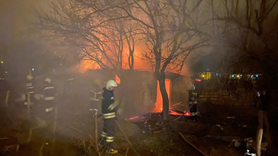 Erzincan’da ahır kullanılamaz hale geldi