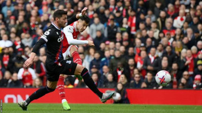 Arsenal farklı kazandı