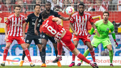 Union Berlin Frankfurt'u yendi yarışa devam dedi