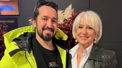 Doğukan Manço annesini paylaştı: Kim der ki...