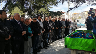 DP Genel Başkanı Gültekin Uysal'ın vefat eden amcası defnedildi