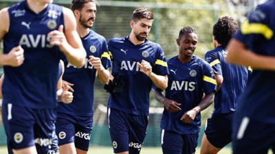 Fenerbahçe'de 2 futbolcu ile ilgili flaş gelişme