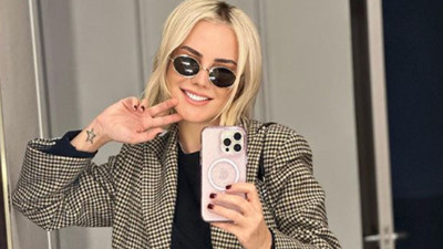 Ece Erken'den itiraf gibi paylaşım. Mutlu değilim