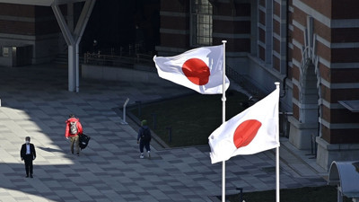 Japonya'da Putin'in sigortalarını attıracak karar