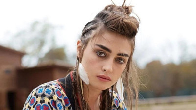 Esra Bilgiç'in yeni dizisindeki partneri belli oldu