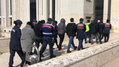 Balıkesir'de göçmen kaçakçılığı operasyonu. 6 şüpheli yakalandı (23 Mart 2023)