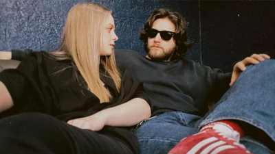 Tanıştıkları kulisten evli olarak paylaştılar