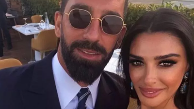 Aslıhan Doğan'ın hırkasının fiyatı dudak uçuklattı. Eşi Arda Turan'ın 42 milyonluk arabası çok konuşulmuştu