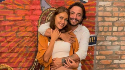 Ahmet Kural ve sevgilisinin 4 yıllık aşkı bitti. Ortak açıklama yaptılar