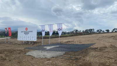 Erdoğan’ın deprem bölgesinde attığı hastane temeli bugün iş makinesiyle apar topar söküldü