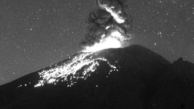 Meksika’daki Popocatepetl Yanardağı’nda 7 patlama