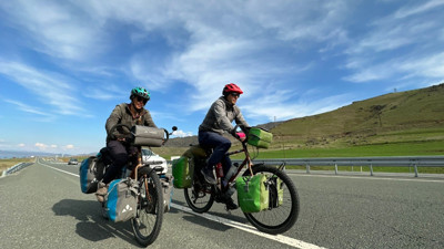 Bisikletle dünya turuna çıkan Fransız çift Türkiye'ye hayran kaldı