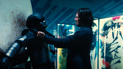 Kenau Reeves 'John Wick 4' filmindeki set kazalarını anlattı: Yanlışlıkla bir oyuncunun kafasını yardım