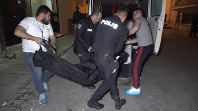 1 yıllık kocasını bıçakla öldürdü