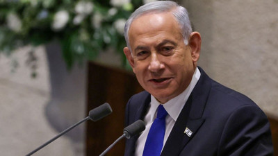 İsrail'de ortalık toz duman. Netanyahu en büyük destekçisine savaş açtı