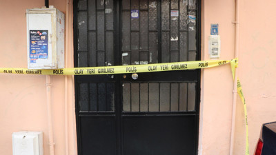 Tartıştığı eşini sırtıntan bıçaklayarak öldürdü