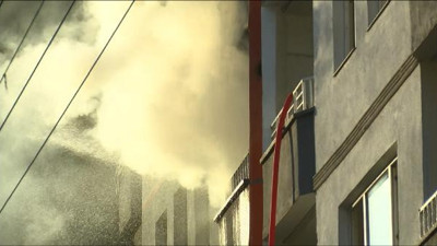 Diyarbakır'da iftar vakti ağır hasarlı apartmanda yangın