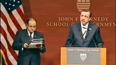 Erdoğan’ın ABD’ye övgüler yağdırdığı video ortaya çıktı. Sosyal medyada yeniden viral oldu