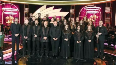 Antakya Medeniyetler Korosu hem ağladı hem ağlattı. 7 üyesi depremde hayatını kaybetmişti