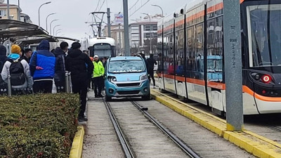 Eskişehir'de akılalmaz kaza: 17 yaşında kız öldü
