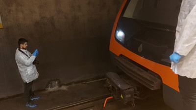 İstanbul'da metro istasyonunda intihar