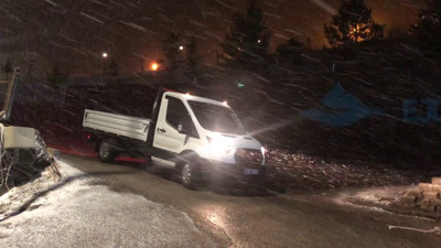 3 ilde sokaklar 5 dakikada karla kaplandı