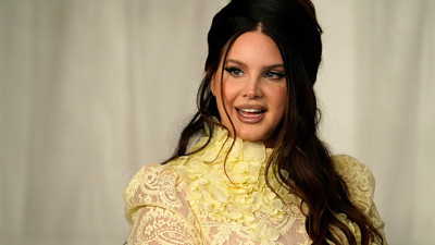 Ünlü şarkıcı Lana Del Rey evleniyor