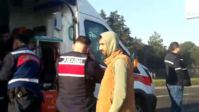 Otomobil takla atarak savruldu. 5 kişi yaralandı (30 Mart 2023)