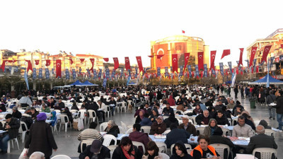 Aydın'da 15 bin kişiye iftar verildi
