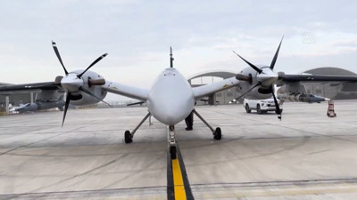 AKINCI İHA-230 füzesi ile 140 kilometreden tam isabet vurdu