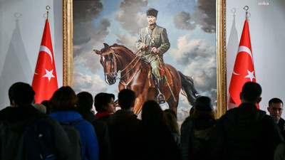 Depremzede çocuklar Ankara müzelerini geziyor