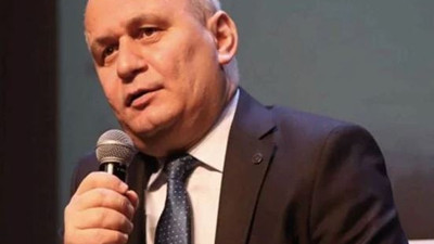 İlahiyatçı Cemil Kılıç: Namazdan sonra kaldırılmadıysa eğer o seccade değildir