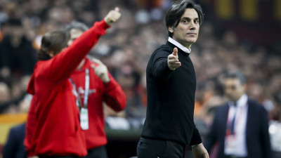 Montella futbolcularıyla gurur duydu (01 Nisan 2023)