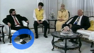 Zafer Arapkirli Ahmet Hakan’a ‘beyaz çoraplarını’ hatırlattı. TİP’ten milletvekili aday adayı olan İrfan Değirmenci'yi montu üzerinden hedef almıştı