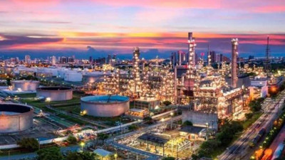 Tarım arazisine yapılacak tesis 18 milyar TL’ye mal olacak. Depremin yerle bir ettiği Hatay’a petrokimya tesisi