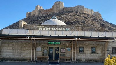 Gaziantep'te 600 yıllık tarihi hamam depreme meydan okudu