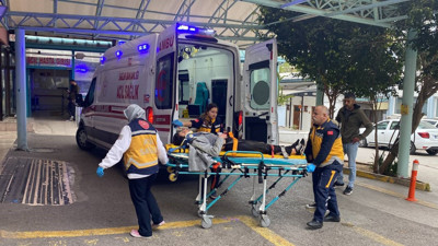 Tramvayın altında kalan genç kızın yardımına ekipler koştu