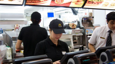 ABD'li fast food zincirinin ofisleri kapatıldı. İşten çıkarmalar başlayacak