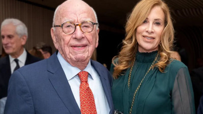92 yaşındaki medya milyarderi Rupert Murdoch beşinci nişanlıya servet değerinde yüzük aldı