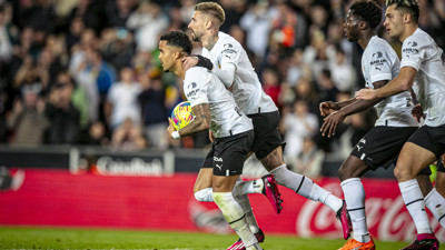 Valencia düşme hattından kalkamadı